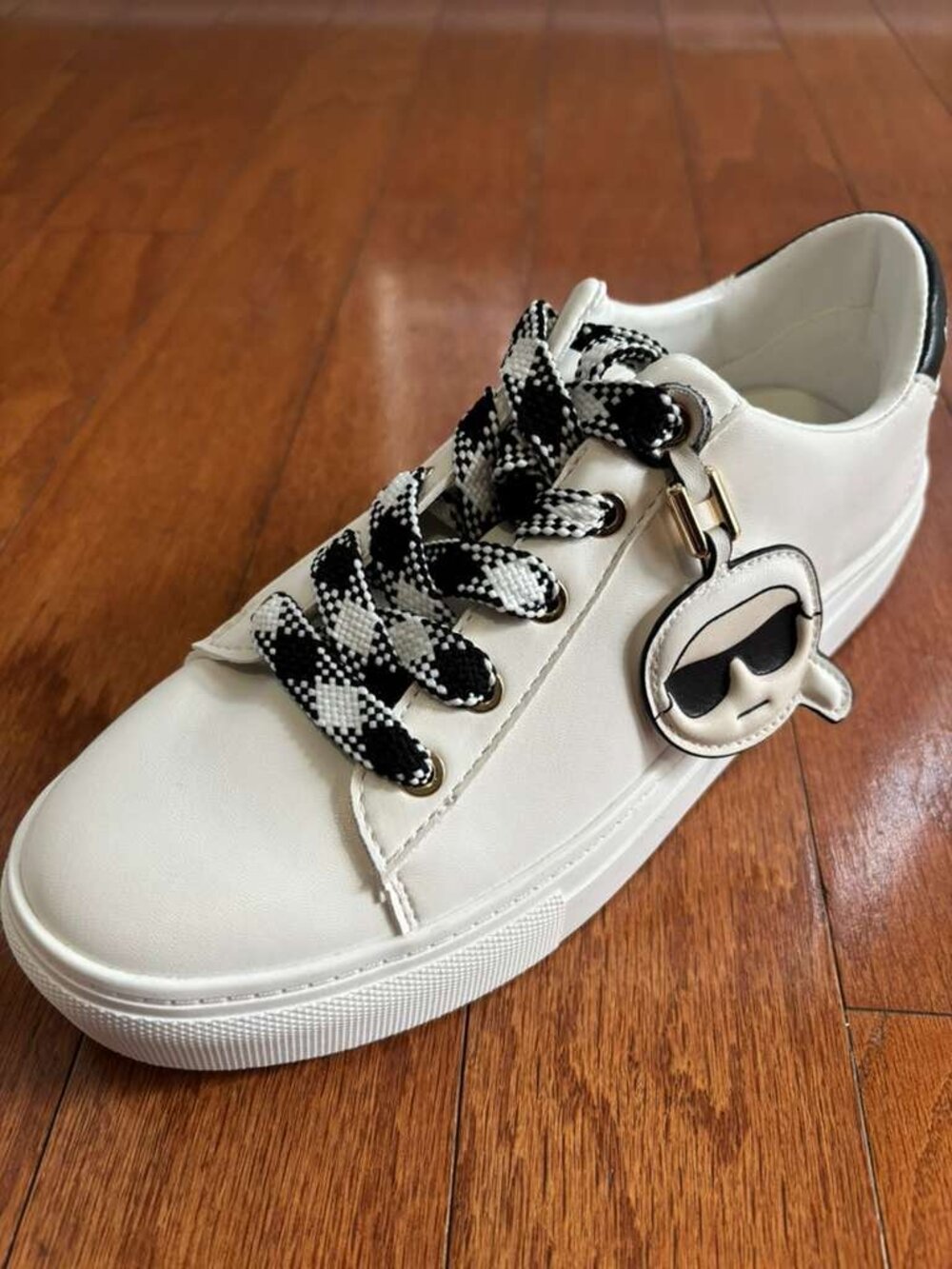 KARL LAGERFELD Paris Carabay New White Cat and Karl Lace Up Womens Sneakers